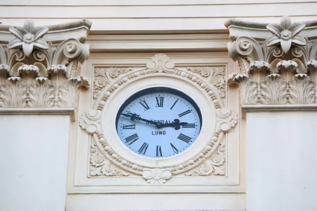 Clock on the University building.